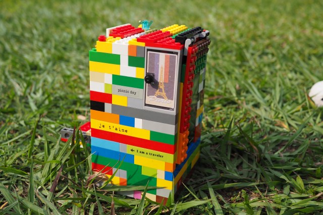 OLYMPUS DIGITAL CAMERA